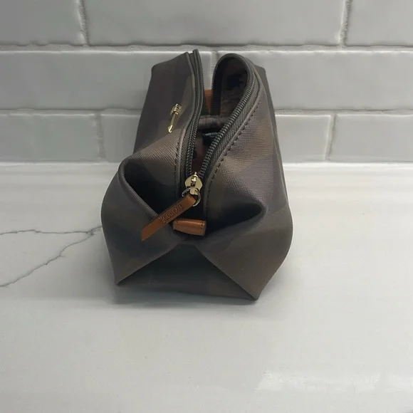 😎 FINAL PRICE 😎 Stella & Dot Pouf in Camo Print - Picture 4 of 4